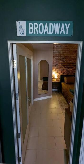 דירות לוס אנג'לס Nyc Styled Loft In Dtla, Sleeps 4 With Free Parking! מראה חיצוני תמונה